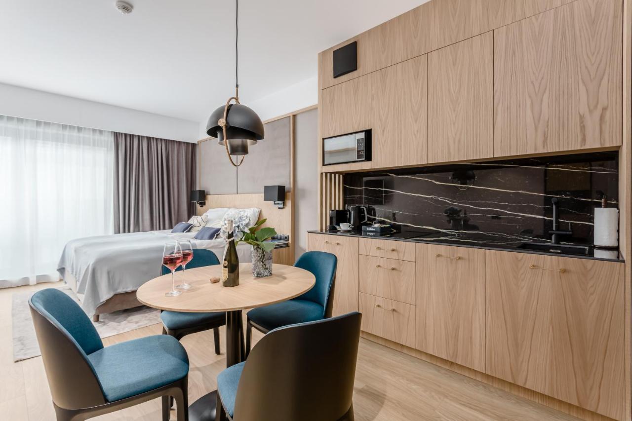 Deo Plaza By Rent Like Home -Navy Blue- Гданськ Екстер'єр фото